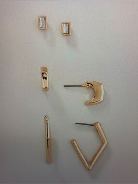 Minimalist Essentials Earring Pack Goldtone